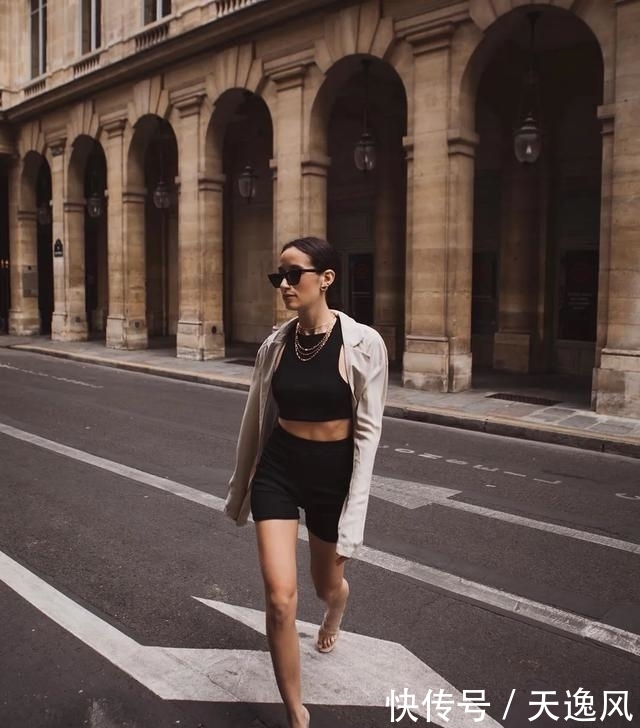 时髦|这位法国小姐姐的混搭技术,让你时髦到炸街,学起来却毫不费力