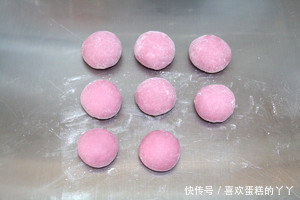 在家|教你在家做紫薯面包,奶香浓郁,香甜松软,新手也能轻松制作!