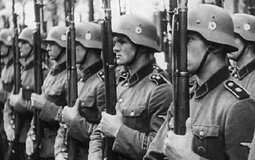 日本|同为轴心国,一个德军步兵师和一个日本师团对战,哪一个能赢?