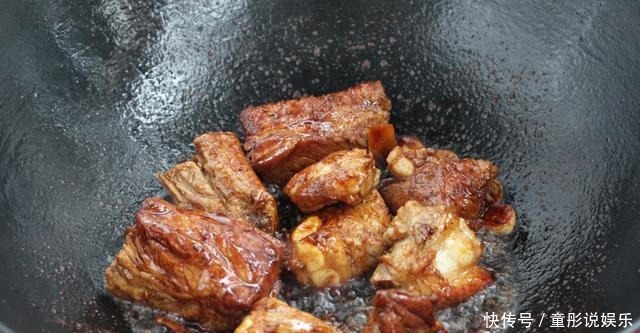  开锅|大热天就用电饭煲做懒人饭，一开锅香气扑鼻，简单省事好吃极了