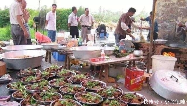 酒席的人|去乡下吃酒席：现场亲自见证“变了味”的亲情