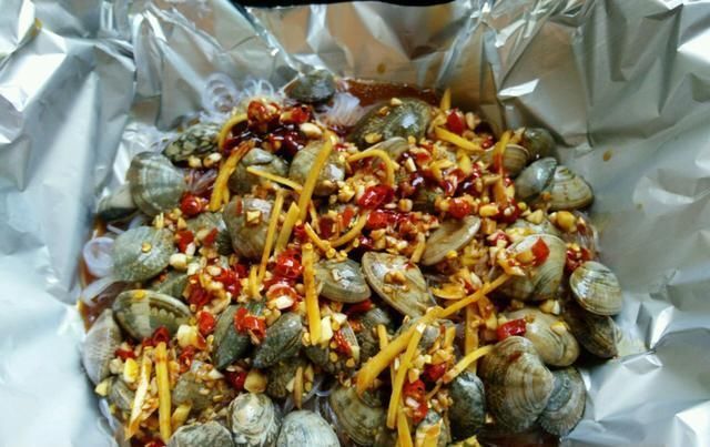 花甲|人气火爆的花甲粉,在家也能做,十分简单,比外面做的还好吃