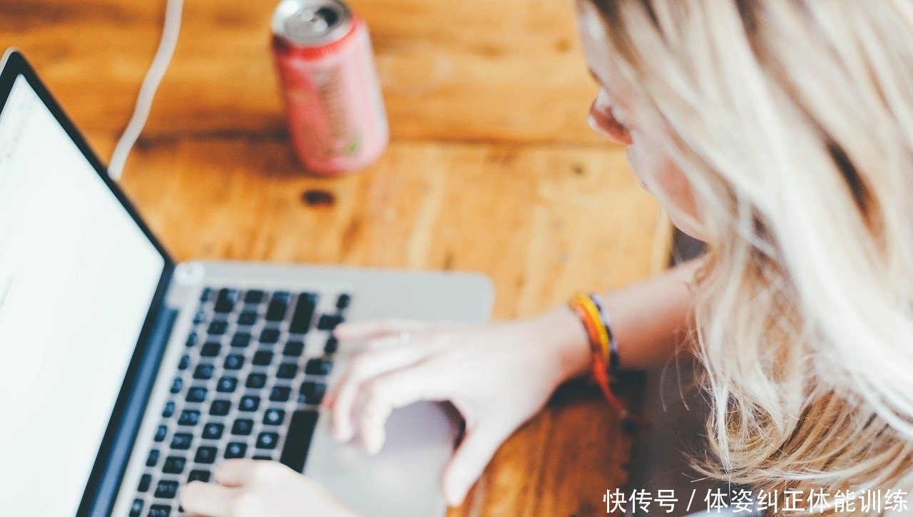 参加|以前关系再好,也别一起参加同学聚会,容易破坏感情