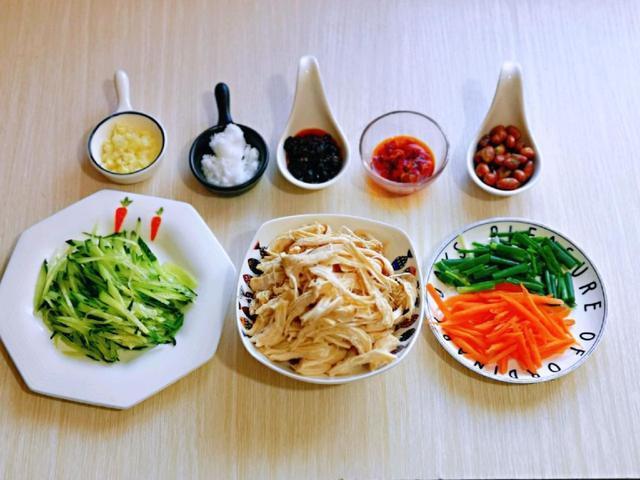  做法|鸡胸肉“夏天做法”，我家2天吃一次还不够，每次都光盘