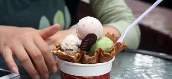 价格|“味道好但价格贵”的4种雪糕,吃过2种都是土豪,没钱就只能看看