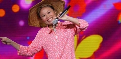 大道|草帽姐徐桂花,从《星光大道》走红后欺骗众人,如今被万人唾骂