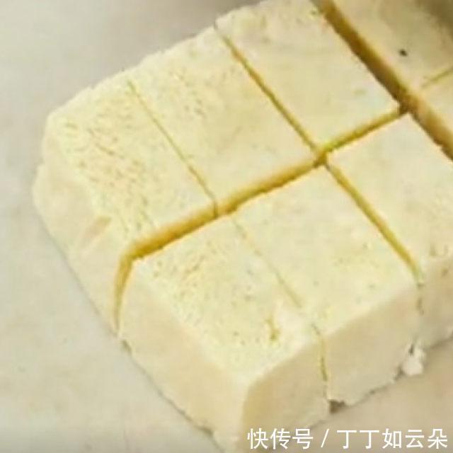 鲜虾|鲜虾豆腐炖白菜，味道鲜美，做法简单