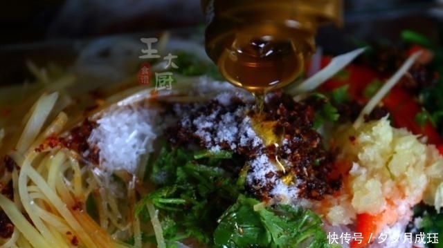 调料|好吃的麻辣双丝，在家也能做出饭店味，简单的调料，香辣的味道