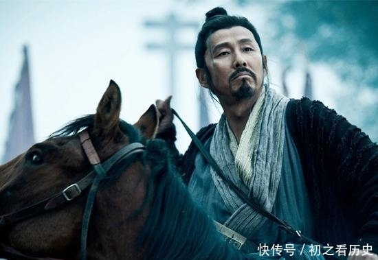 语道|鸿门宴中,范增为何不埋伏刀斧手砍了刘邦?苏东坡一语道出玄机!