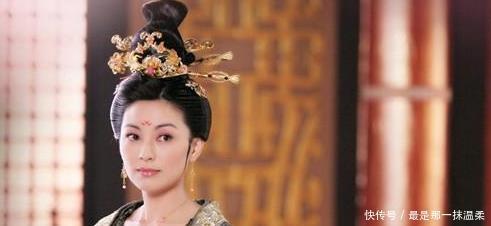 李显|李显在历史的记载中,当过两次皇帝,是被武则天抢位吗!