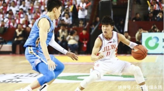 平台|新生代的后卫姜伟泽和徐杰谁更优秀?