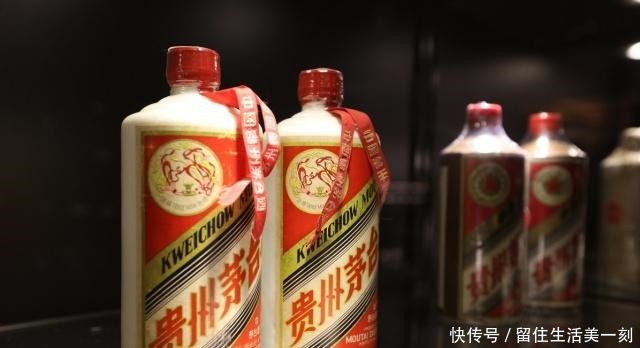 涨价|质量不输茅台的酱香白酒,竟因太便宜没人买,涨价后销售额破百亿