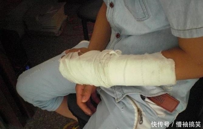  爱玩|一家四口全部重伤，一儿一女当场丧命！竟只因爱玩手机！