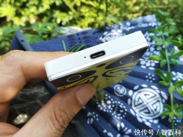  感觉|ORICO玩涂戏曲系列移动固态硬盘评测-不一样的图案、不一样的感觉