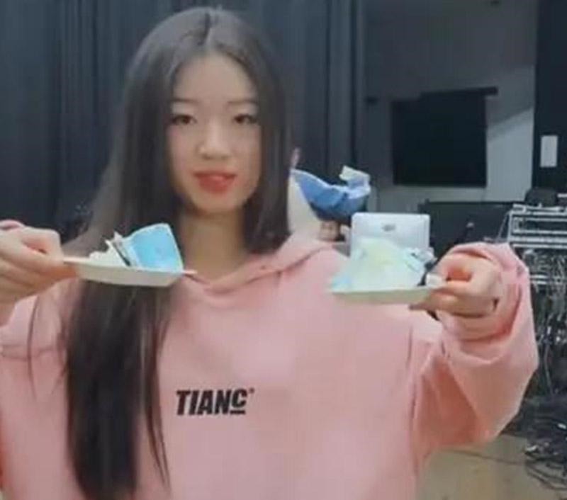 开播|好声音开播至今,李健战队人气学员单依纯从未绑过头发,这是为什么