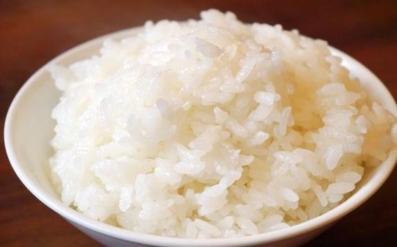  搞错|过夜的米饭能不能吃？好多人都搞错了，看了别忘告诉家里人