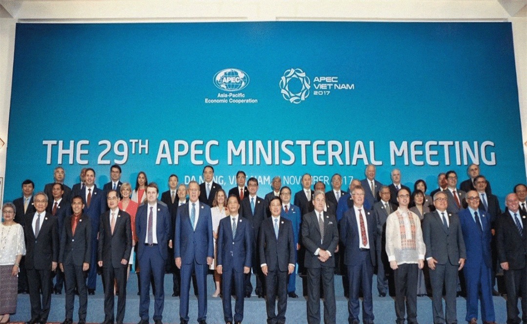 特朗普亮明底牌,亚太经合组织面临抉择!