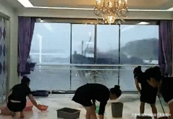 穿高|搞笑GIF:妹子的烦恼,穿高跟就是麻烦呀