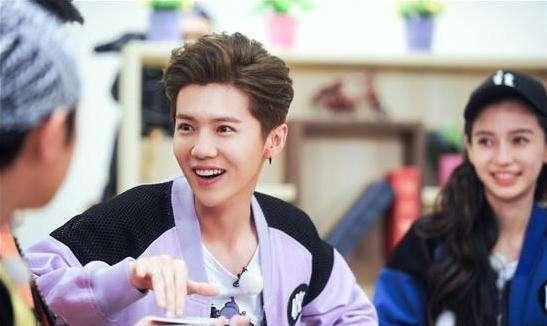 如今|一个选择“极限挑战”,一个选择“跑男”,如今两人差距越来越大