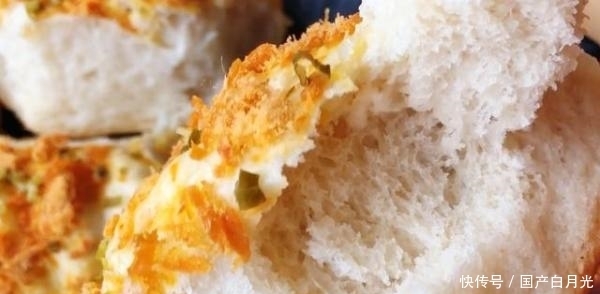 面包|用电饭锅做面包,不用一滴水,不用揉出手套膜,松软拉丝越嚼越香