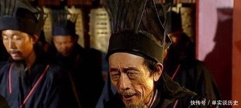 给出|公主选驸马,到底是英俊潇洒的好,还是成熟稳重好?太后给出主意