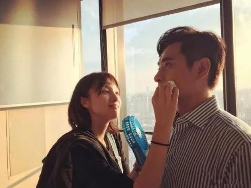 美好|相差10岁因戏生情,恋爱15天闪婚,如今却是爱情最美好的样子