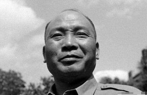 究竟|汤恩伯和李宗仁究竟有着怎样的恩恩怨怨?真相被揭开,让人不敢相信
