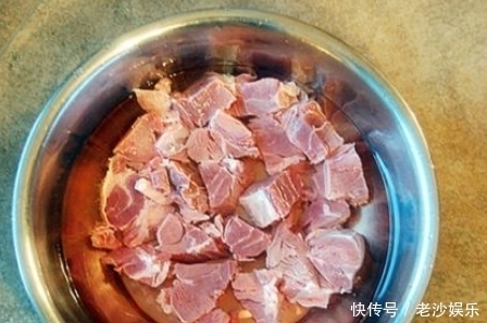 炖牛肉|还用香料炖牛肉?这样就错了!只需这三样,这三步,牛肉鲜香入味