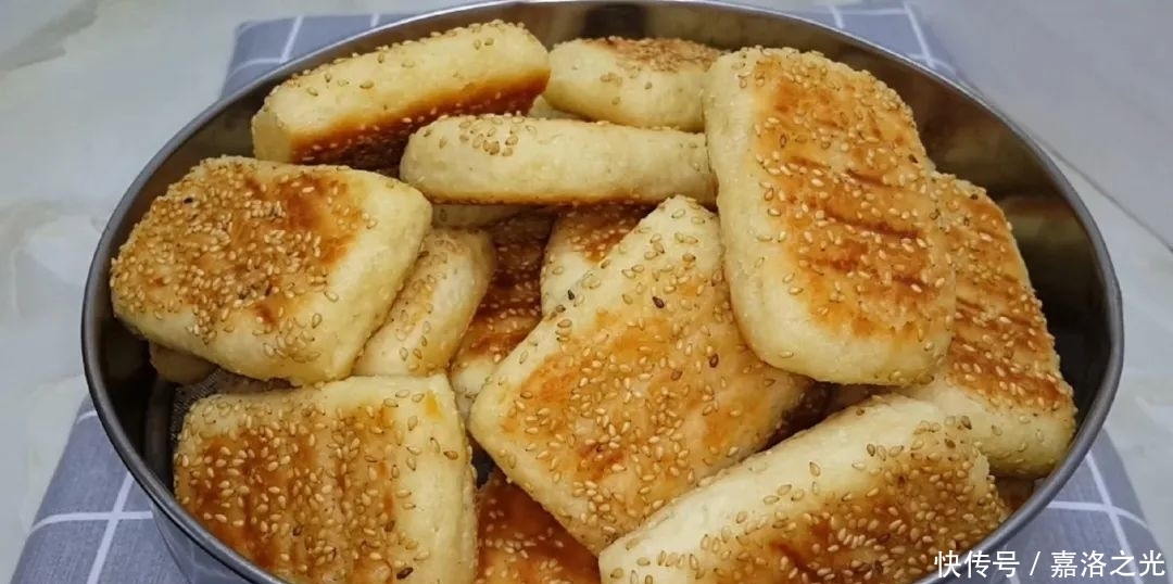 面包|2个鸡蛋,1碗面,不用蒸不用烙,比面包松软香甜,吃过就念念不忘