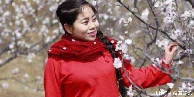 节目|为上《星光大道》花光家底,宁愿负债也要圆梦,被骗40万终上舞台