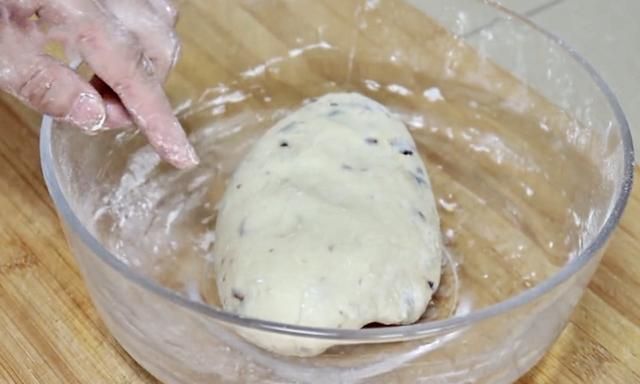  蔓越莓|夏天，遇到此水果要多吃，2元一斤，做成面食最好吃，不懂真可惜