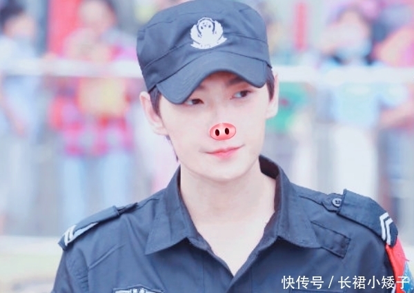 杨洋|杨洋综艺路透曝光,穿上保安服后模样大变,粉丝直呼帅到认不出