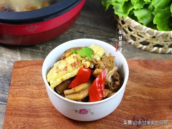  香味|天热下厨，午餐就炖这一道菜，粗粮鸡肉皆有，鲜香味美，开胃下饭