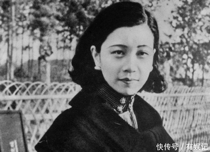  仅次于|民国风华绝代的女子，仅次于胡蝶的当红艺人，为何在25岁就离去？