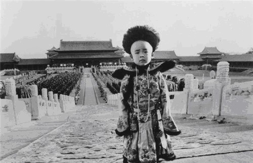 扭头|溥仪出狱后相亲过很多次，女方只要跟这两字沾上边，他便扭头就走