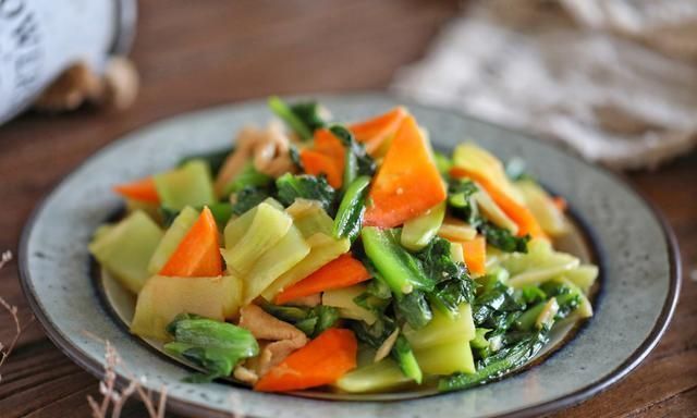 孩子|夏日就吃时蔬菜,口感清新脆爽,促进食欲,最适合老人和孩子吃