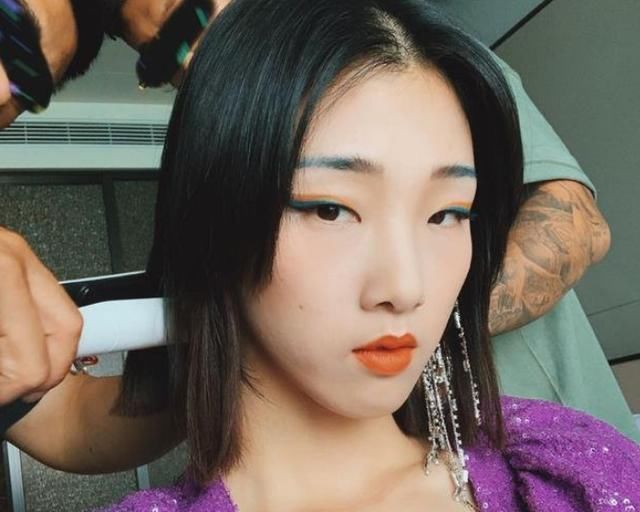 火箭少女101|R1SE“土味男团”实锤,集体发火星文动态,意思暗示“团王”得主