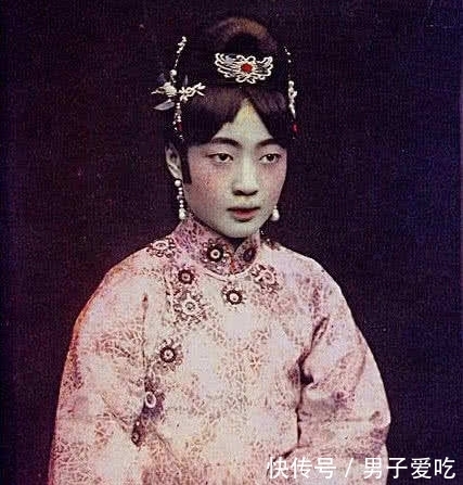 老照片|珍贵老照片:溥仪的5个老婆,大老婆“清秀”,三老婆“性感”!