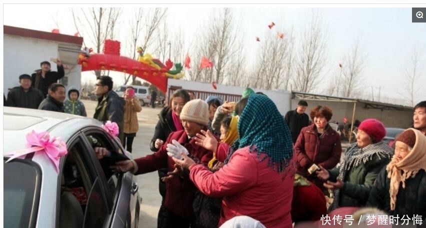 引爆|六十岁老头讨了未婚姑娘当老婆，现场引爆围观群众！