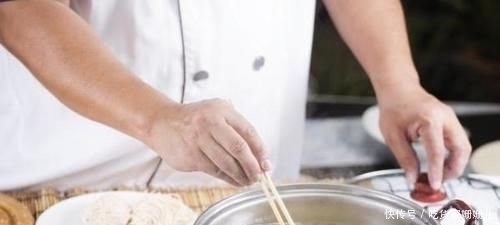 方法|煮面条时,沸水下锅就错了,难怪面条不好吃,正确方法在这里