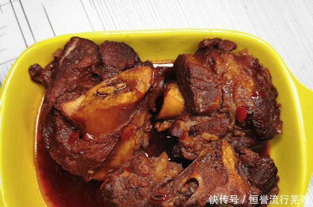势不可挡|做酱大骨怎么炒糖色,先放油还是先放水做好这几点美味势不可挡