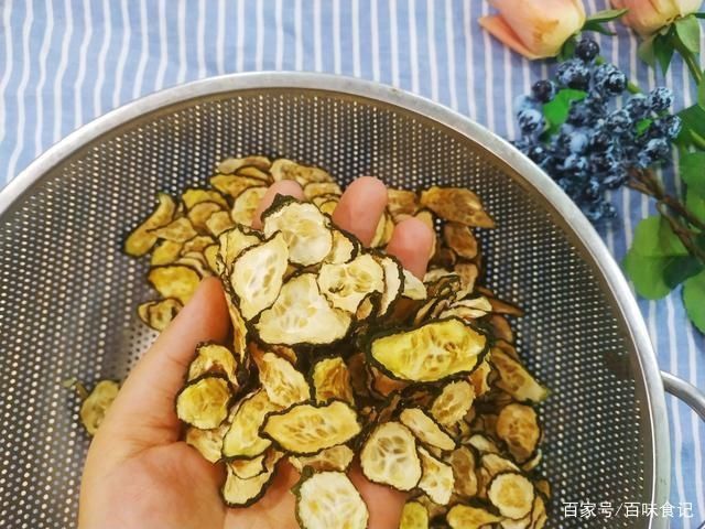 喜欢|入秋后,这菜才2元1斤,晒干囤起来,能吃大半年