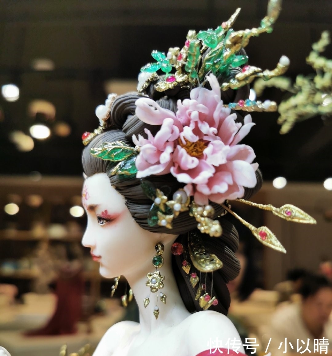 味道|“拍照好看却难吃”的零食,琥珀糖一定榜上有名,图6专坑女生!