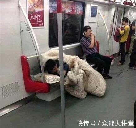 图片|趣味图片幽默段子:妹子,你是怎么学会用脚趾头自拍的呀,厉害了