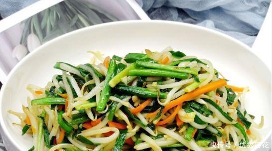好吃|韭菜别再炒蛋,教你一招,每天炒一盘,营养健康,又好吃