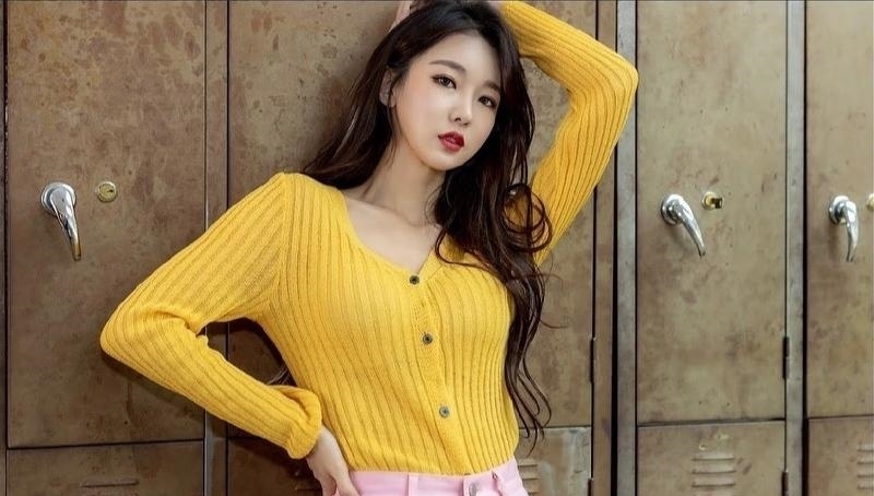 风格|清纯少女性感美腿,穿上丝袜短裙超美