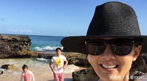 游泳|8登春晚的牛莉,为何当红时却回归家庭,看看老公是谁你就明白了