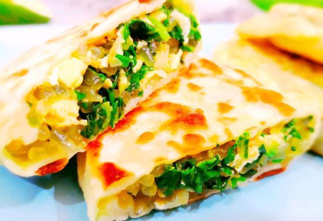 关键|做韭菜盒子,和面方法是关键,这样做,饼皮特别柔软,凉了也不硬