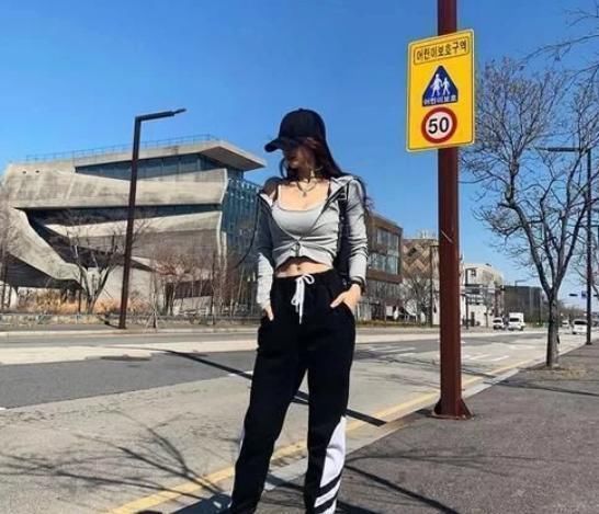 凉快|想要炎炎夏日穿出清爽感，这几款“运动内搭”别错过，时尚又凉快