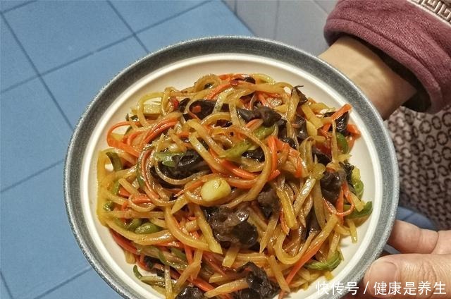 关键|炒鱼香土豆丝,关键在鱼香汁的比例,掌握好做出来和饭店一个味